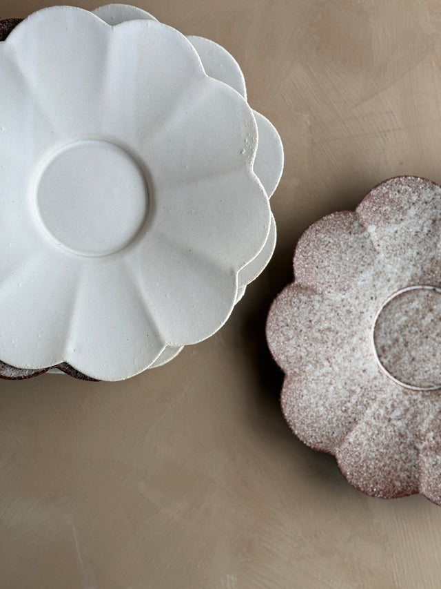 Bloom Plate - White