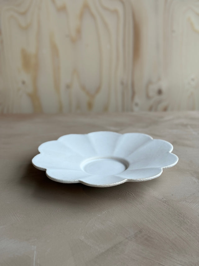 Bloom Plate - White